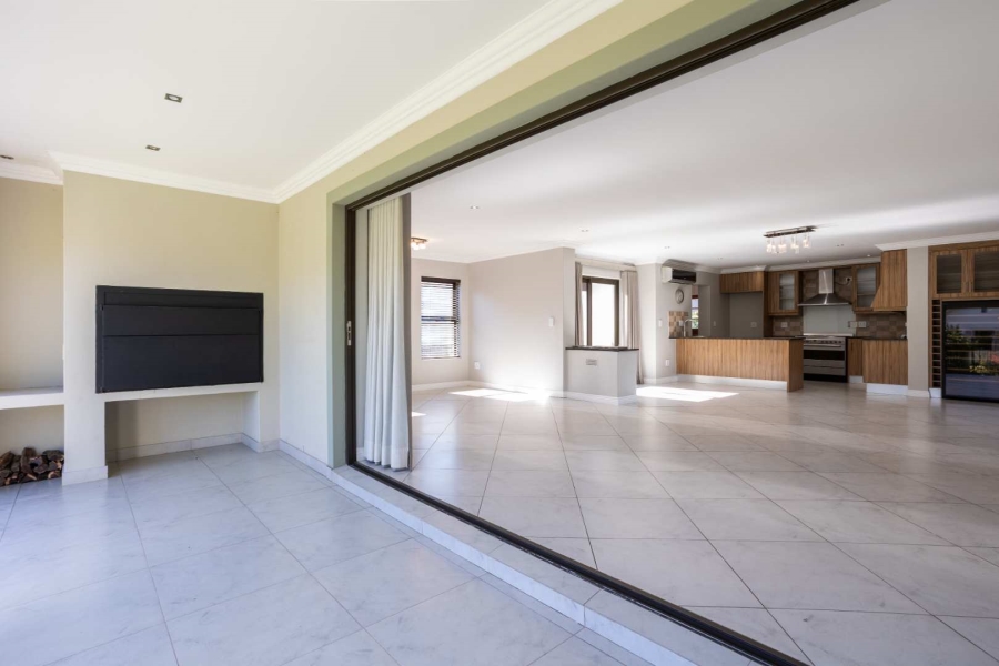 To Let 3 Bedroom Property for Rent in Val De Vie Estate Western Cape